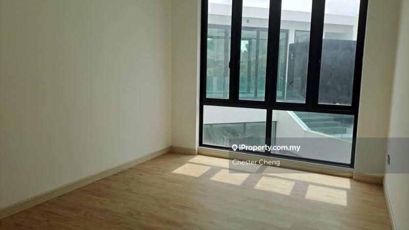 Bungalow House for Sale in Subang Heights, Subang Jaya by Chester Cheng - iProperty.com.my