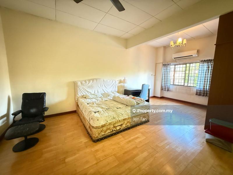 Rumah Berangkai 2 Tingkat untuk Dijual di Bukit Jelutong, Shah Alam oleh Jen Tan - iProperty.com.my
