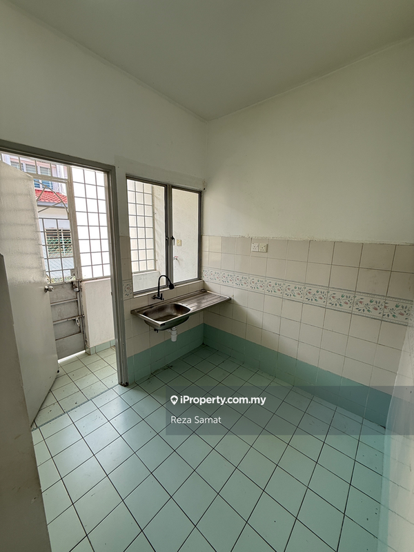 1-storey Terraced House for Sale in Putra Heights, Subang Jaya by Reza Samat - iProperty.com.my