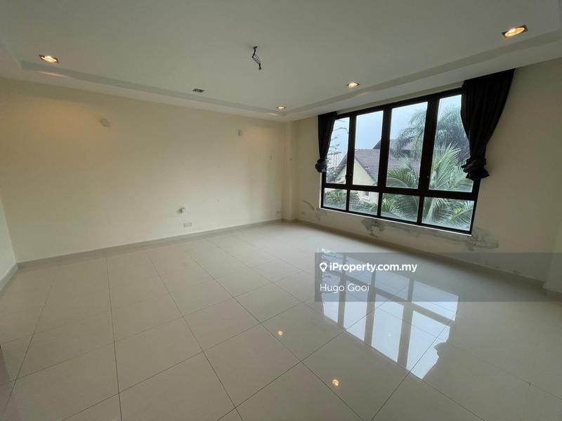Bungalow House untuk Dijual di Taman Yarl, Jalan Klang Lama (Old Klang Road) oleh Hugo Gooi - iProperty.com.my