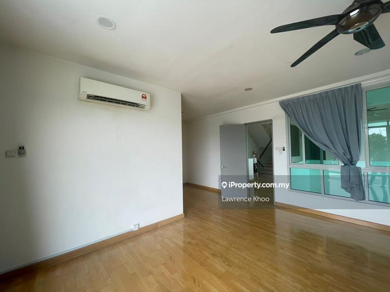 3-storey Terraced House for Sale in D'island residence, Puchong by Lawrence Khoo - iProperty.com.my