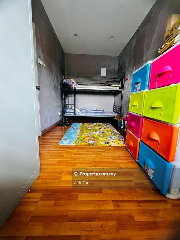 Rumah Bandar untuk Dijual di monterez golf resort, Shah Alam oleh Jeff Tan - iProperty.com.my