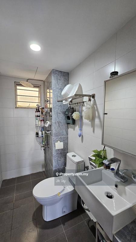 Residensi Servis untuk Dijual di Alam Idaman oleh JR Tey - iProperty.com.my