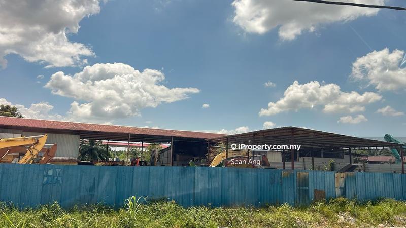 For Sale - Beside Main Road, Converted Industrial title, Corner, Ijok, Kota Puteri, Bestari Jaya