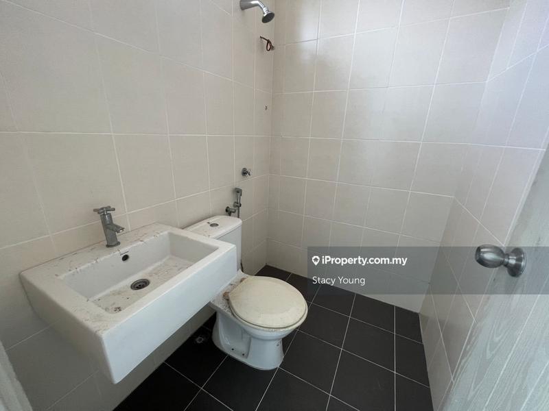 2.5-storey Terraced House for Sale in Balakong, Selangor by Stacy Young - iProperty.com.my