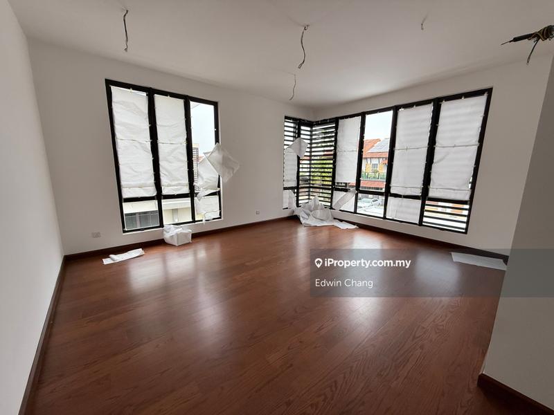 Rumah Berkembar untuk Dijual di Bandar Kinrara Seksyen 1, Bandar Kinrara oleh Edwin Chang - iProperty.com.my