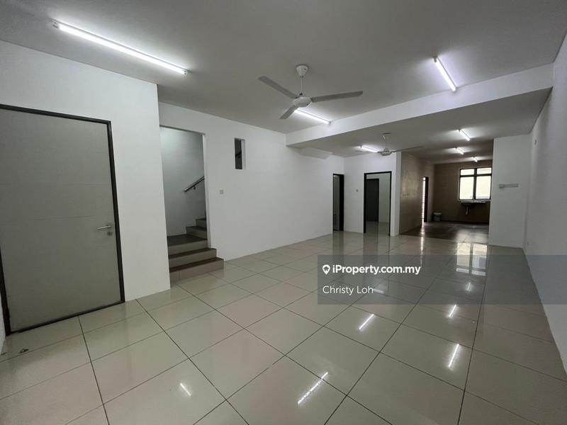 Rumah Teres 2-Tingkat untuk Dijual di Jalan Nada Alam, Mantin oleh Christy Loh - iProperty.com.my