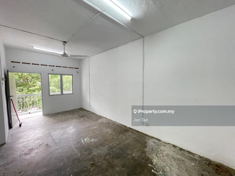 For Rent - Valencia Apartment