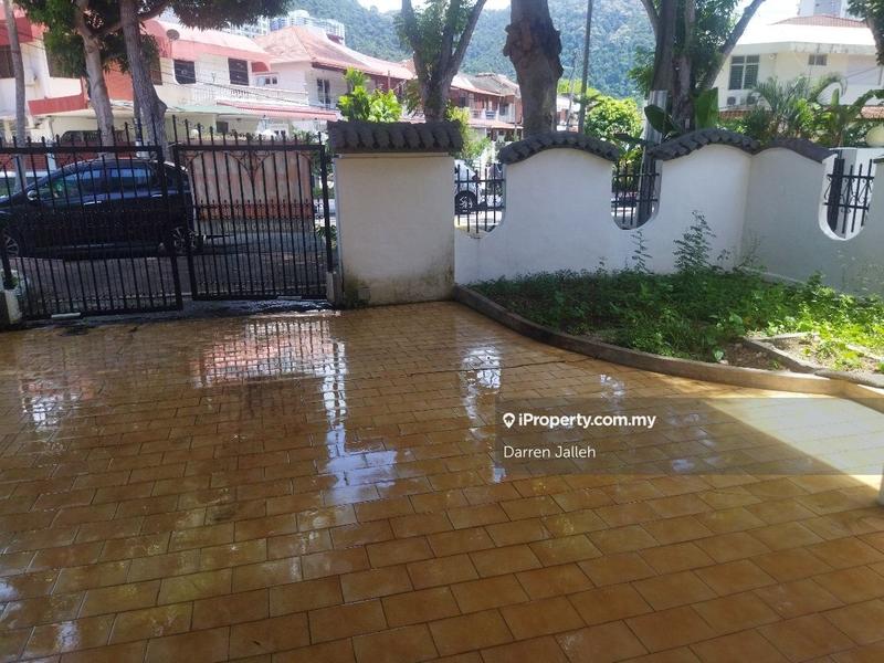 Semi-Detached House for Sale in Permai Jaya, Tanjung Bungah by Darren Jalleh - Front car porch - iProperty.com.my