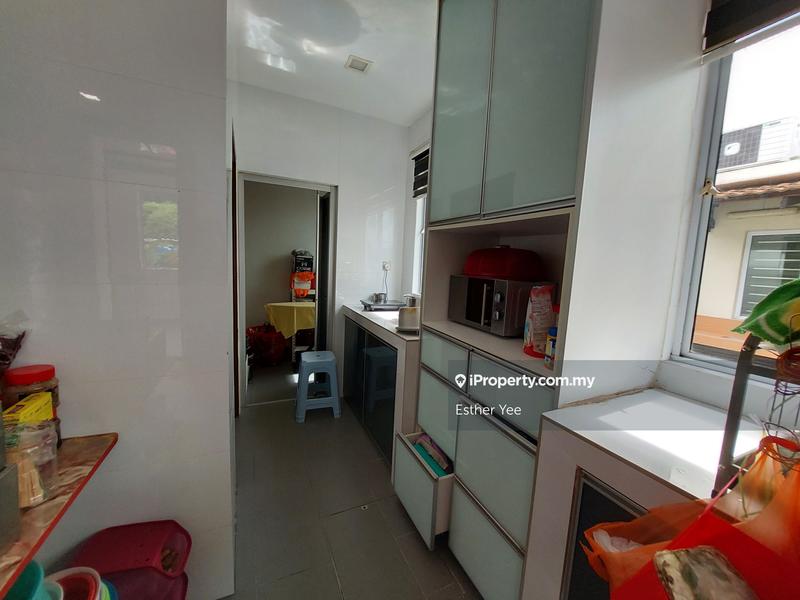 Rumah Teres 3-Tingkat untuk Dijual di Taman Dagang Permai, Ampang oleh Esther Yee - iProperty.com.my