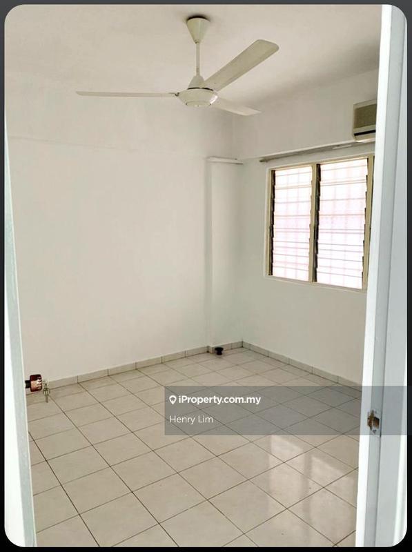 Flat for Rent in Flat Mahkota Cheras (L1 L2 L3 L4 L5) by Henry Lim - iProperty.com.my