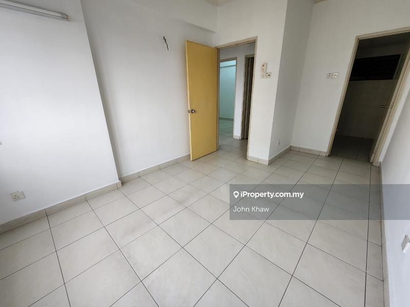 Apartment for Sale in Avilla Apartments by John Khaw - iProperty.com.my