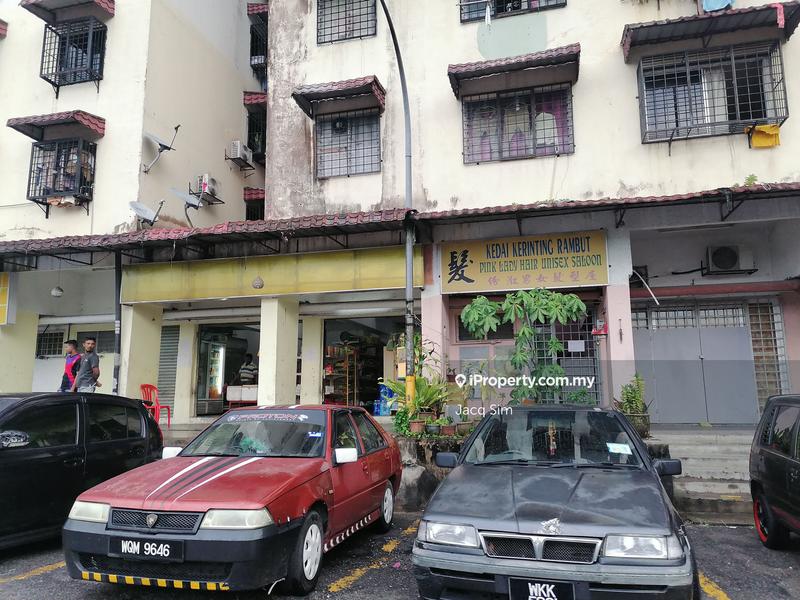 For Sale - cheras ria shop apartment ground floor  540 sqft