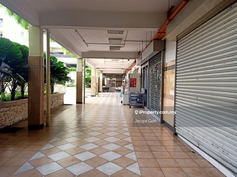 Condominium for Sale in Platinum Hill PV 5 by Jacqie Goh - iProperty.com.my