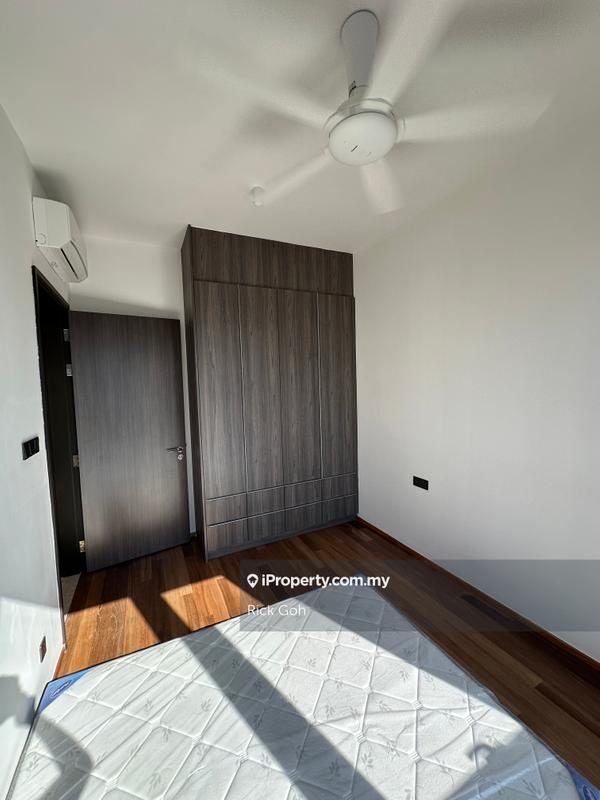 Service Residence for Sale in Marriott Residence @ Gurney by Rick Goh - iProperty.com.my