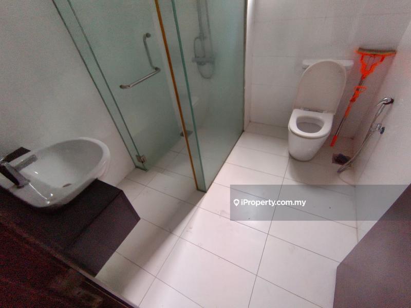Bungalow House for Sale in Taman Overseas Union (Taman Oug), Jalan Klang Lama (Old Klang Road) by BoBo Lee - iProperty.com.my