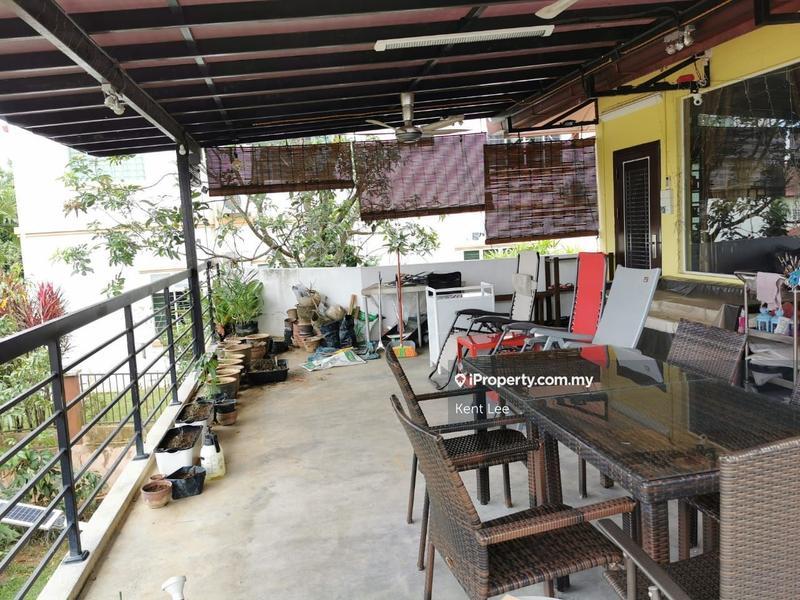 Rumah Berkembar untuk Dijual di Country Heights, Kajang oleh Kent Lee - iProperty.com.my