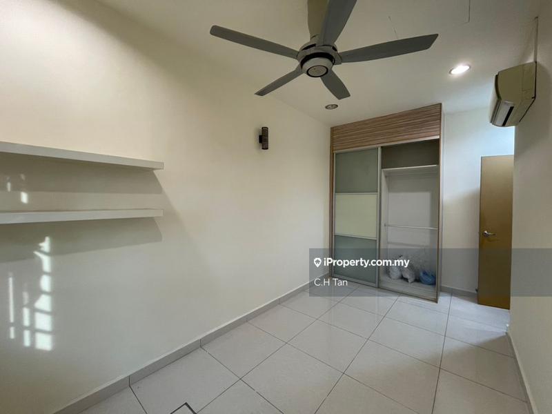 Rumah Teres 3-Tingkat untuk Dijual di Taman Permai Villa, Ampang oleh C.H Tan - iProperty.com.my
