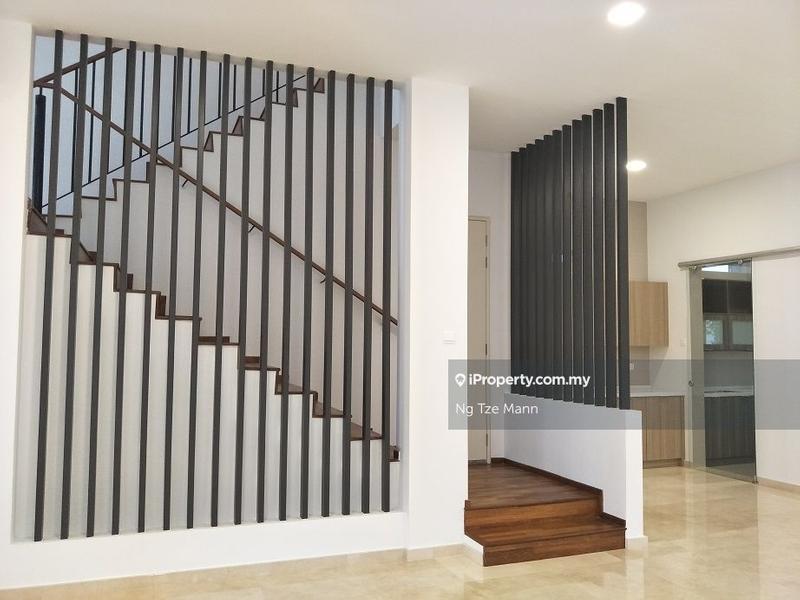Bungalow House untuk Dijual di Lakefront Villa, Cyberjaya oleh Ng Tze Mann - iProperty.com.my