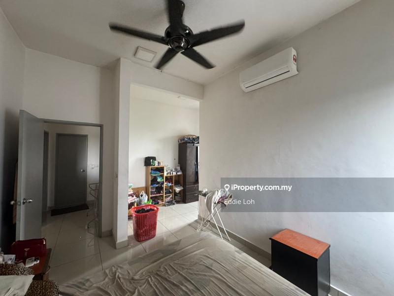 For Sale - Green Park Residence