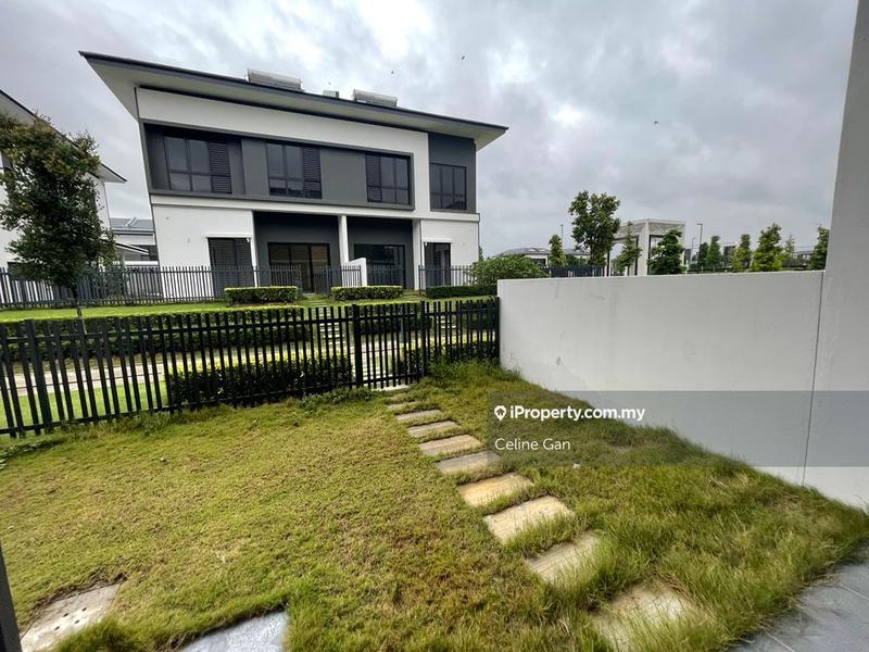 Rumah Berkembar untuk Disewa di Setia Alam, Selangor oleh Celine Gan - iProperty.com.my