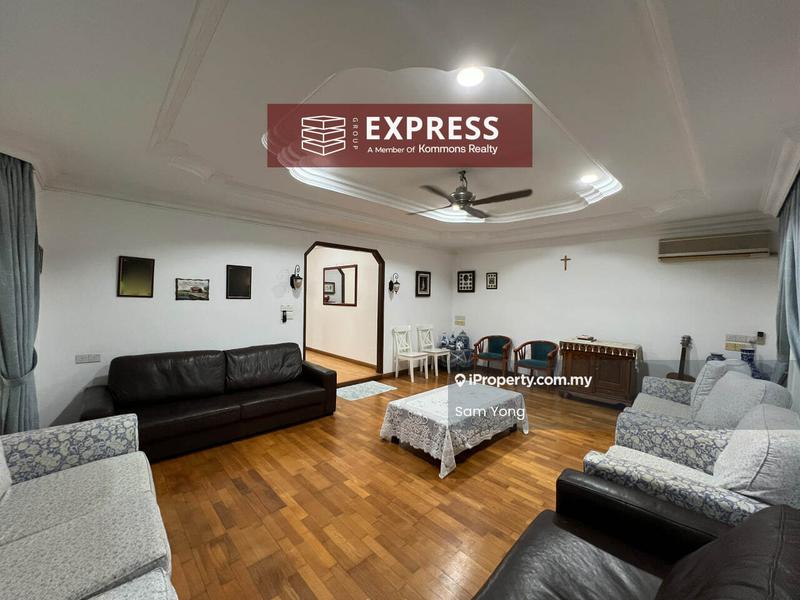 Bungalow House untuk Dijual di Pujut, Miri oleh Sam Yong - Living Room - iProperty.com.my