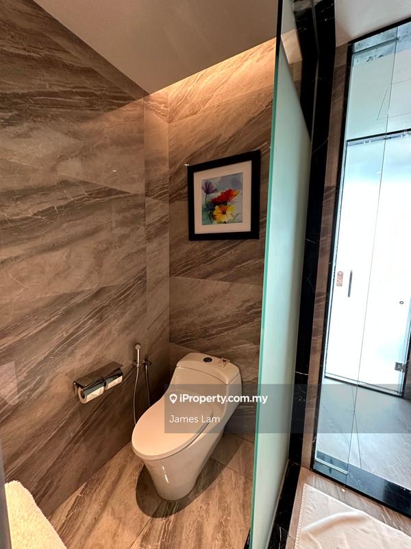 For Sale - Royal Lexis