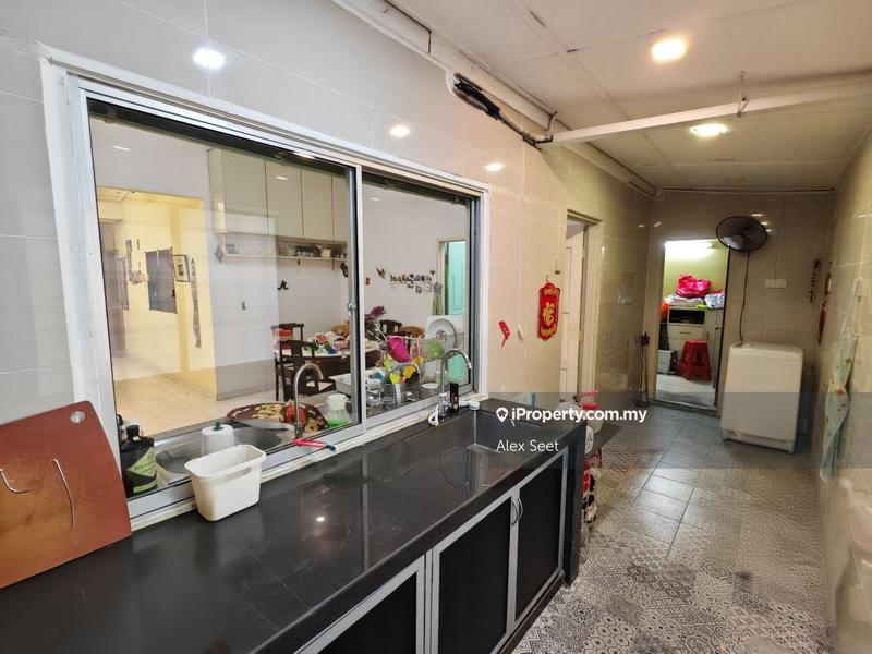 Rumah Teres 1-Tingkat untuk Dijual di Seksyen 8, Petaling Jaya oleh Alex Seet - iProperty.com.my