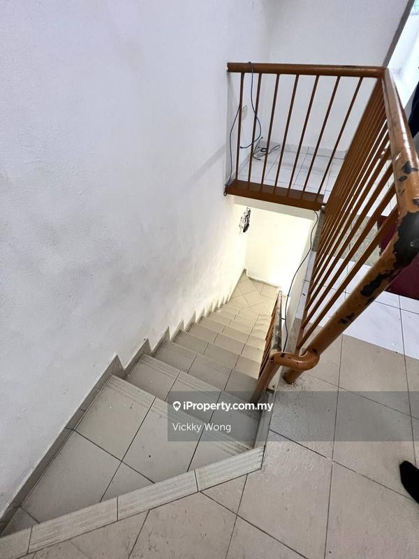 Rumah Berangkai 2 Tingkat untuk Dijual di Taman Dagang, Ampang oleh Vickky Wong - iProperty.com.my