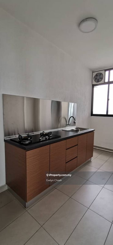 For Sale - Sky Condominium (Skyz Residence)