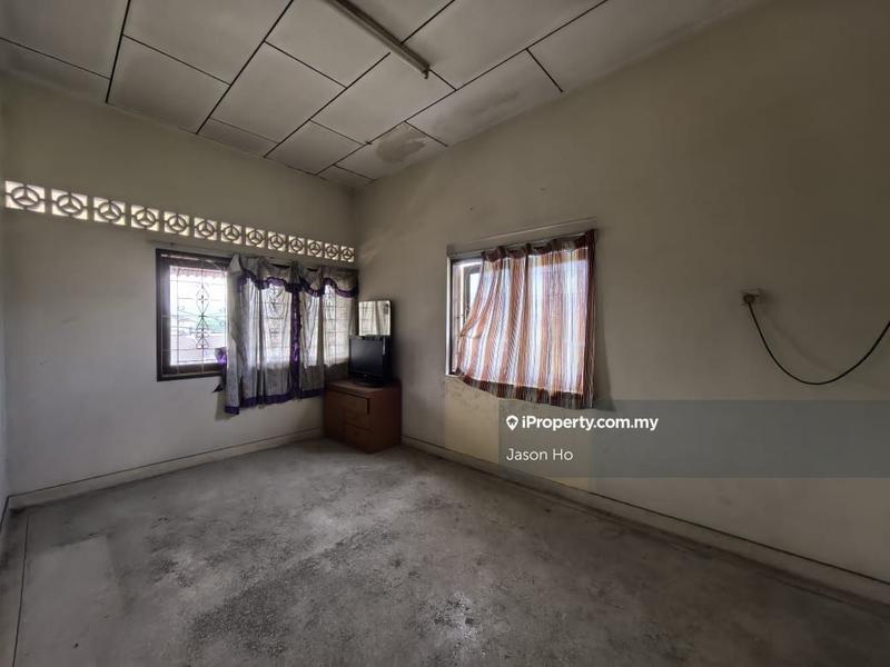 Banglo untuk Dijual di Taman Tong Seng, Mantin oleh Jason Ho - iProperty.com.my