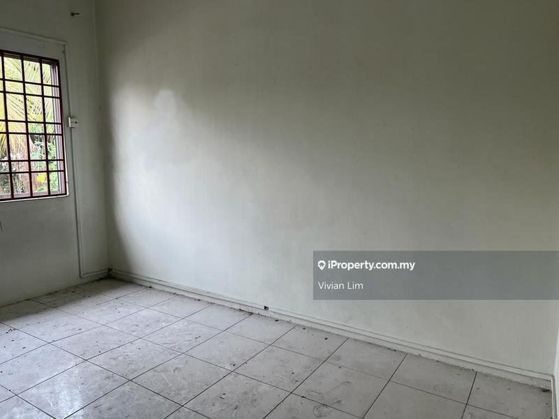 Semi-Detached House for Sale in Seri Kembangan, Selangor by Vivian Lim - iProperty.com.my
