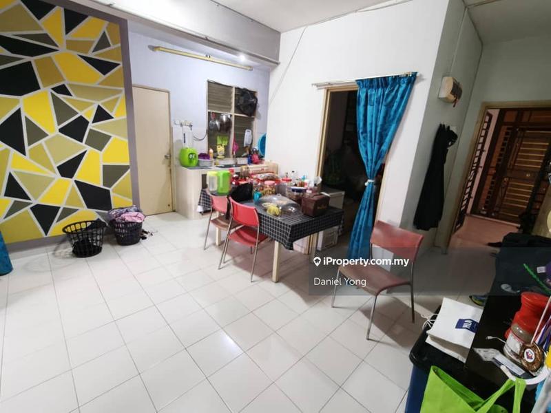 For Sale - Villa Krystal Apartment