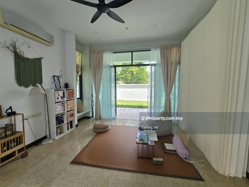 Bungalow House for Sale in Sunway South Quay, Sunway by Sally Lee - iProperty.com.my