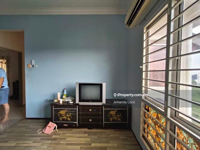 For Sale - Baiduri Court Apartment