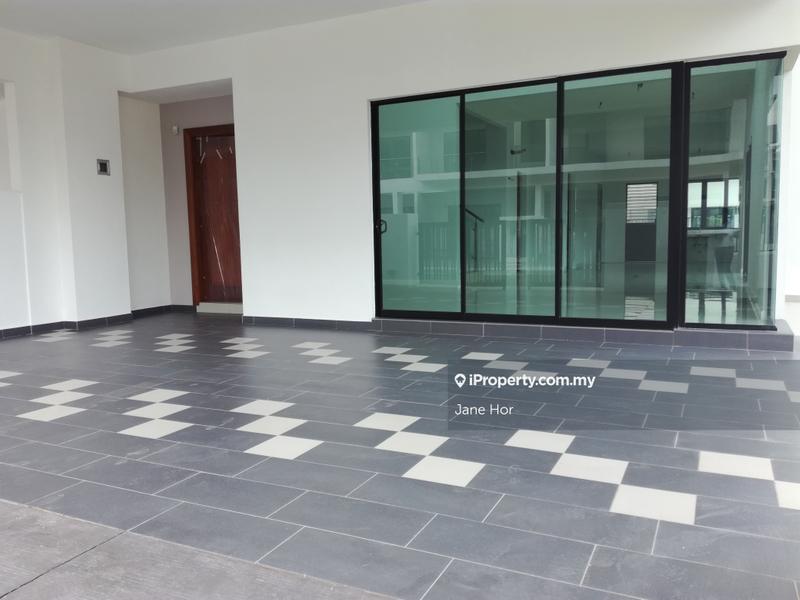 Rumah Berangkai 3 Tingkat untuk Dijual di 16 Sierra, Puchong oleh Jane Hor - iProperty.com.my
