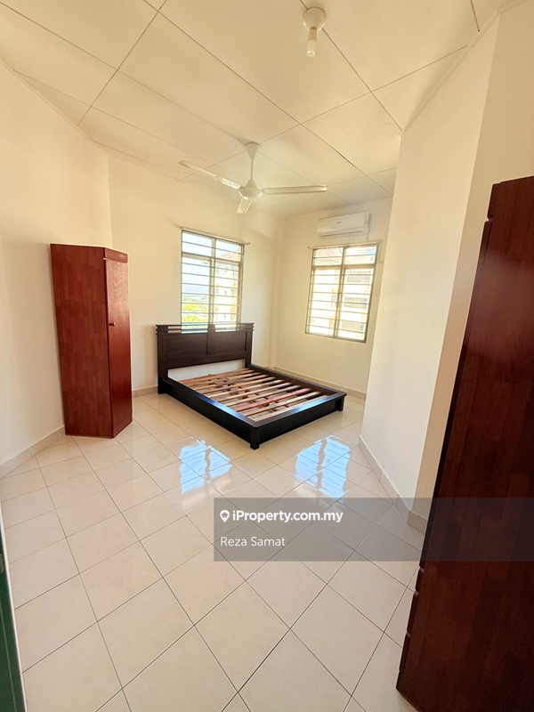 Pangsapuri untuk Dijual di Seri Ixora Apartment oleh Reza Samat - iProperty.com.my