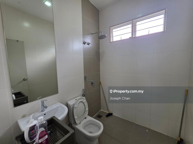 Rumah Berangkai 2 Tingkat untuk Dijual di Seksyen 13, Shah Alam oleh Joseph Chan - iProperty.com.my