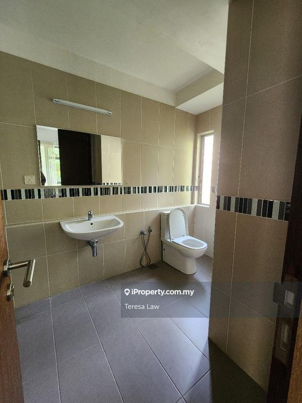 Bungalow House for Sale in Taman Equine, Seri Kembangan by Teresa Law - iProperty.com.my