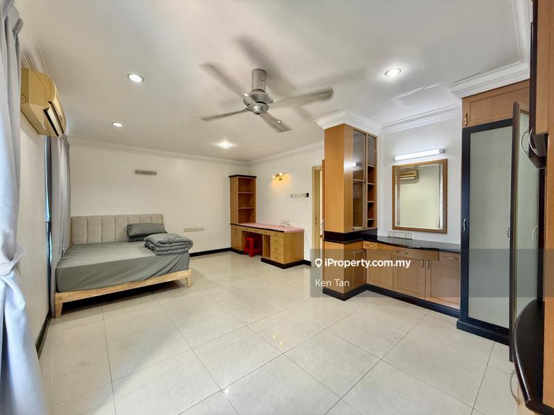 Bungalow House for Sale in Petaling Jaya, Selangor by Ken Tan - iProperty.com.my