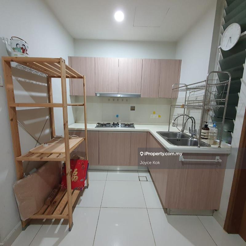 Kondominium untuk Dijual di Sri Putramas III / Royal Regent oleh Joyce Kok - iProperty.com.my
