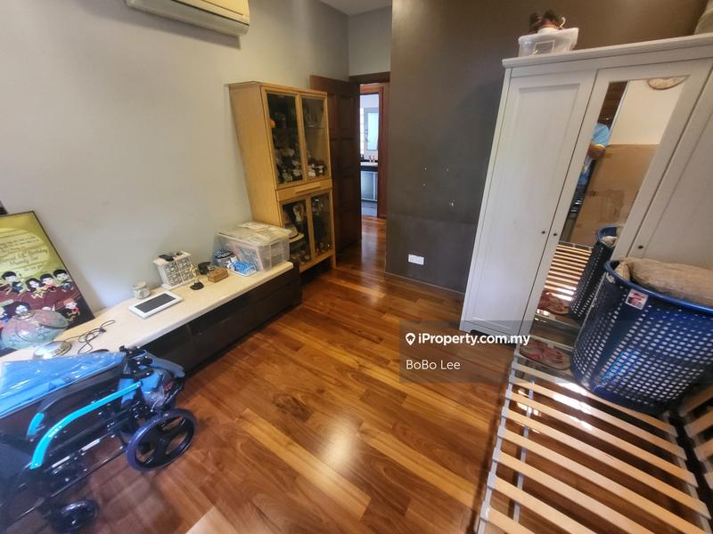 Rumah Berangkai 3 Tingkat untuk Dijual di Taman Salak Selatan, Salak South oleh BoBo Lee - iProperty.com.my
