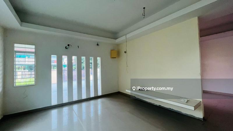 Rumah Berkembar untuk Dijual di Semenyih, Selangor oleh Robert See - iProperty.com.my