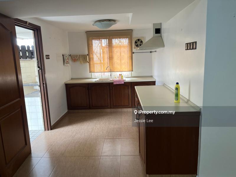 Rumah Berangkai 2 Tingkat untuk Dijual di SS15, Subang Jaya oleh Jessie Lee - iProperty.com.my