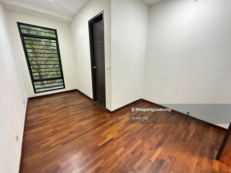 2.5-storey Terraced House for Sale in TTDI Grove, Kajang by Grant Yip - iProperty.com.my