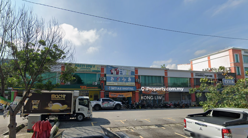 For Sale - ROI 5.53% Pusat Perdagangan Selaseh ( Batu Caves ) 3 Storey Shop For Sale