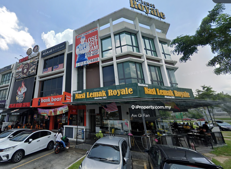 For Rent - CORNER , Bandar Seri Putra, Kajang , Facing Main Road
