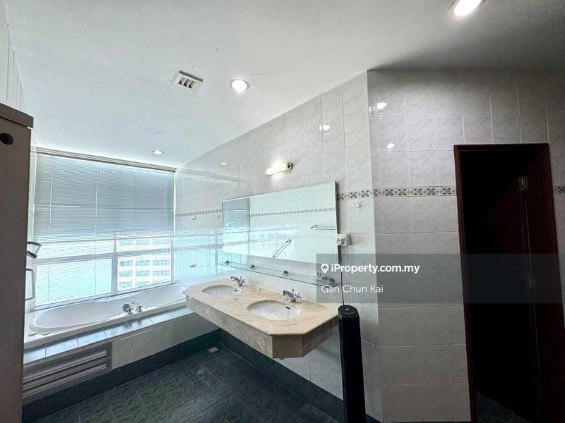 Condominium for Rent in Gurney Beach Resort by Gan Chun Kai - iProperty.com.my