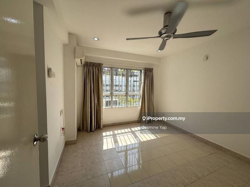 For Sale - D'Aman Ria Condominium
