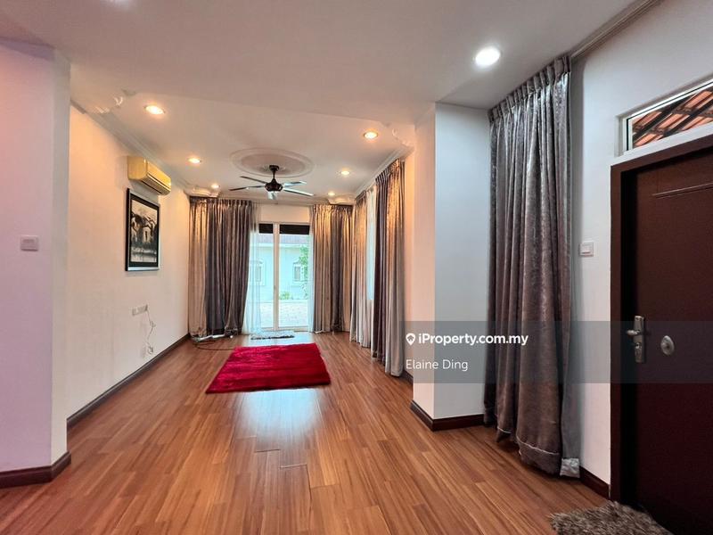 Bungalow House for Sale in Bluwater Estate of The Mines Resort City, Seri Kembangan by Elaine Ding - iProperty.com.my